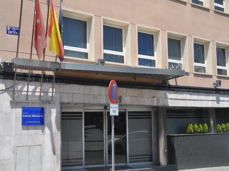 Infanta Mercedes Madrid Exterior photo